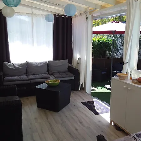 Mobil-home Grand Confort Proche De La Hébergement de vacances