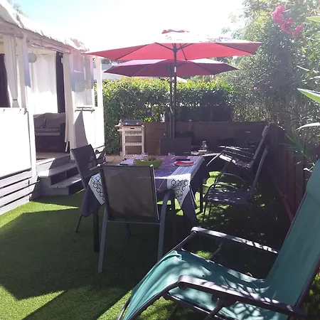 Holiday home Mobil-home Grand Confort Proche De La Hyeres