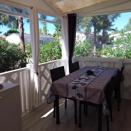 Mobil-home Grand Confort Proche De La Holiday home
