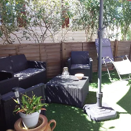 Mobil-home Grand Confort Proche De La Hébergement de vacances Hyères