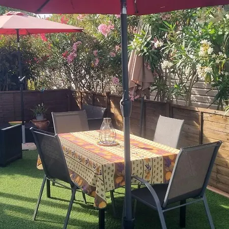 Mobil-home Grand Confort Proche De La Hyeres
